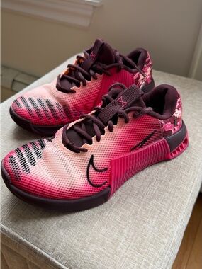Nike Metcon 9 AMP Training Shoes – Burgundy Crush / Pink – Women’s Size 6
